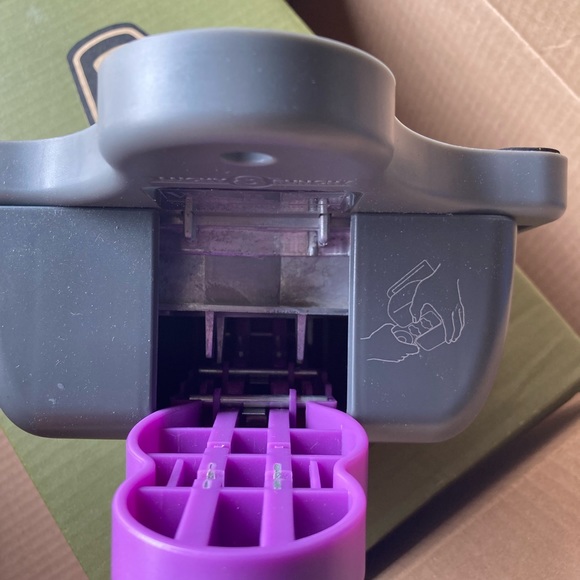 Lucky 8 Punch Scrap Bookers Tools - Picture 5 of 5